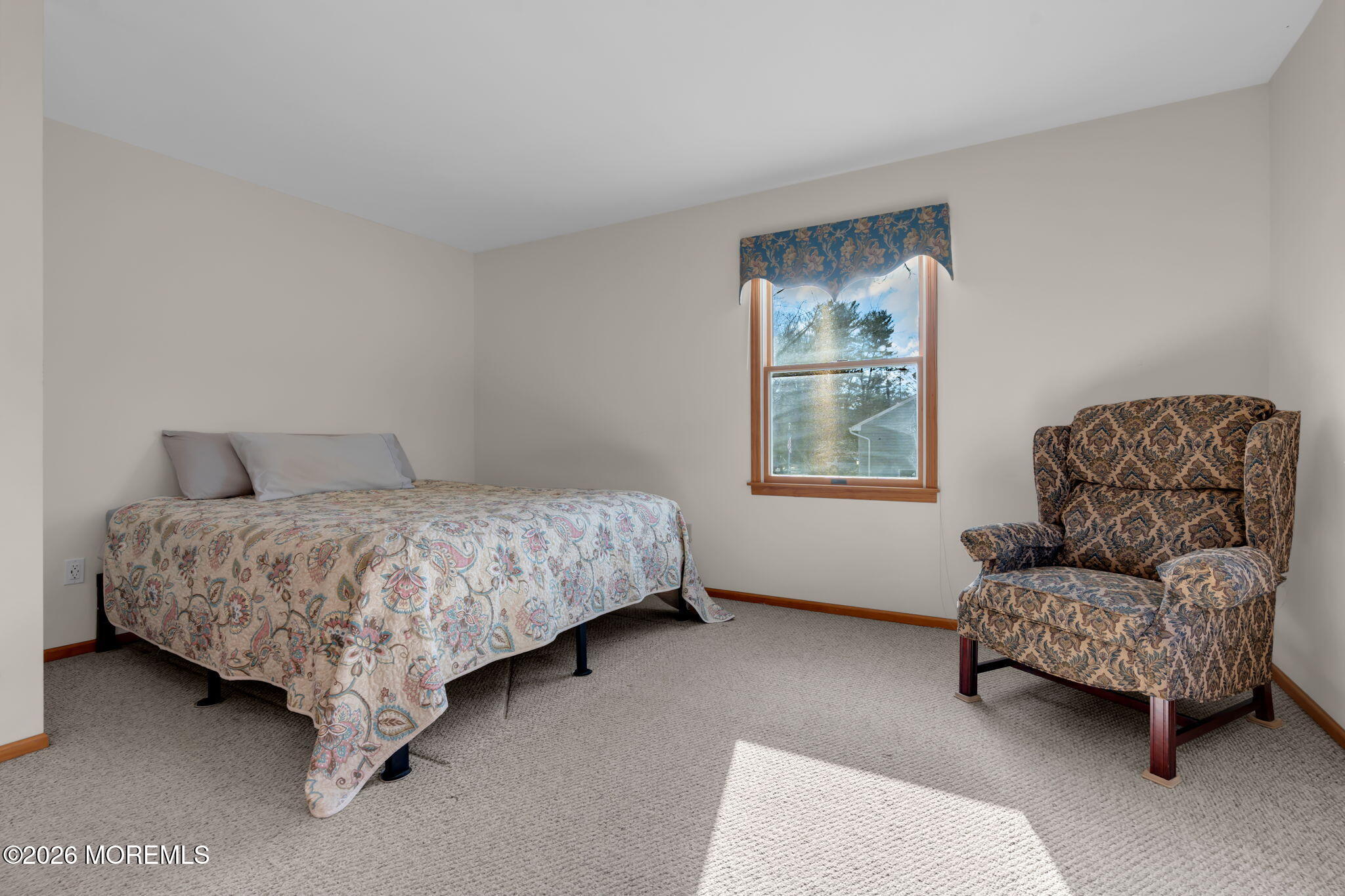 151 Magnolia Lane Middletown, NJ 07748 - Photo 32 of 60 33-web-or-mls-33-print-33-print-DSC06430