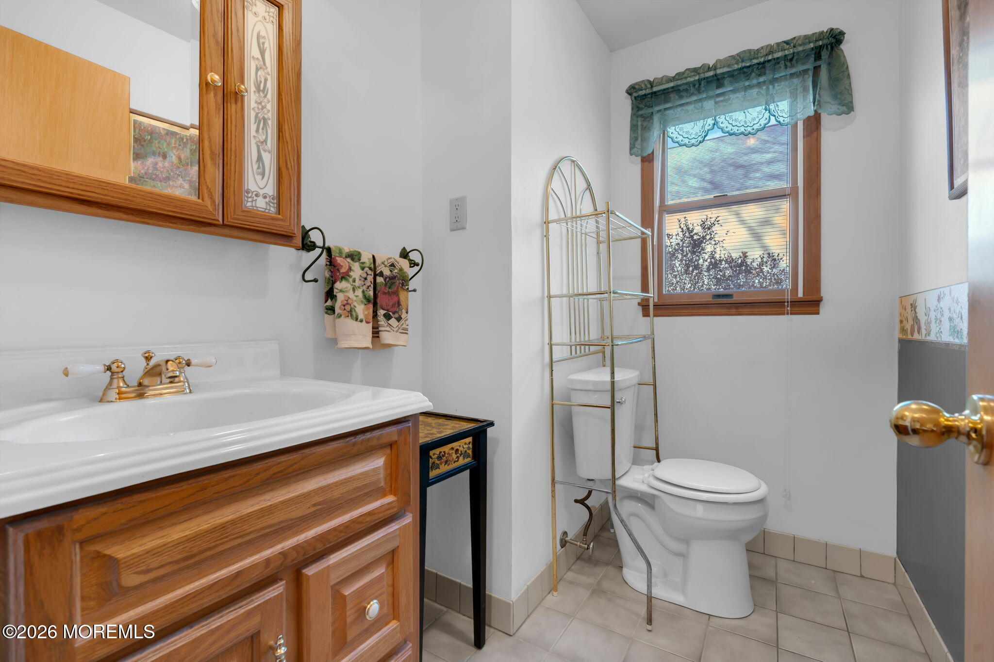 151 Magnolia Lane Middletown, NJ 07748 - Photo 7 of 60 17-web-or-mls-17-print-17-print-DSC06335