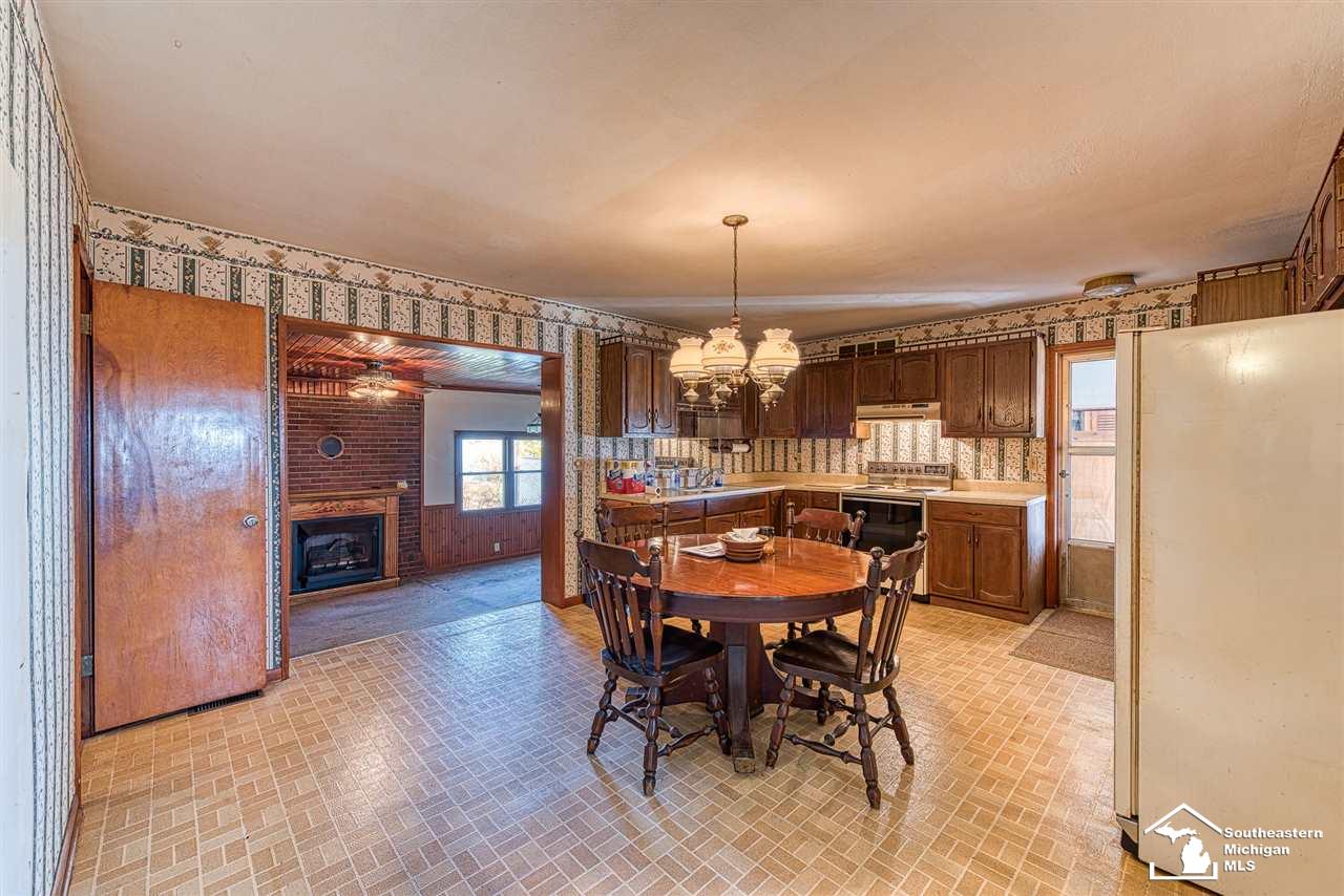 2178 West Rauch Temperance, MI 48182 - Photo 7 of 21