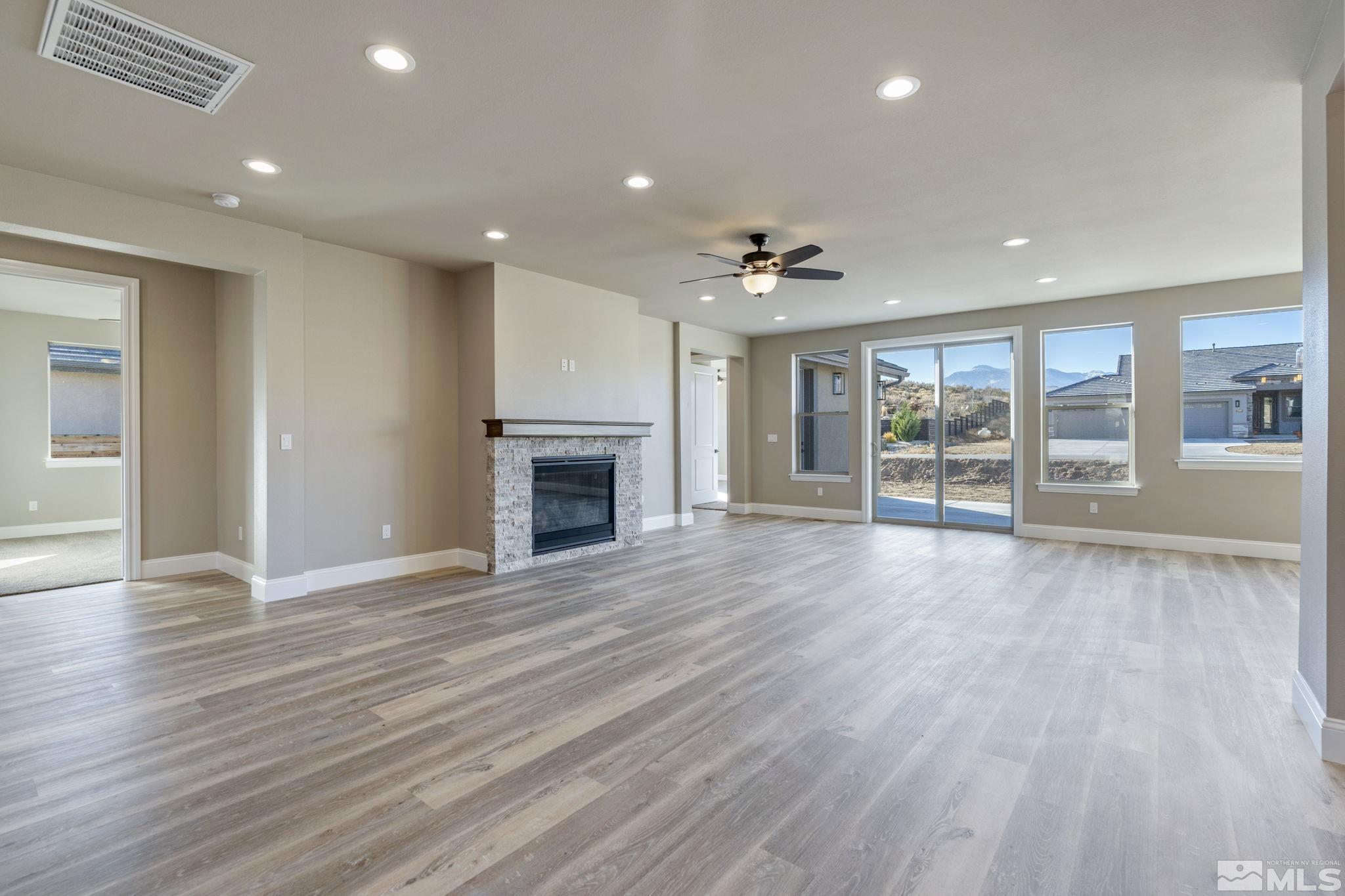 16835 Ridge Star Drive Reno, NV 89521 - Photo 4 of 40 Photo 4