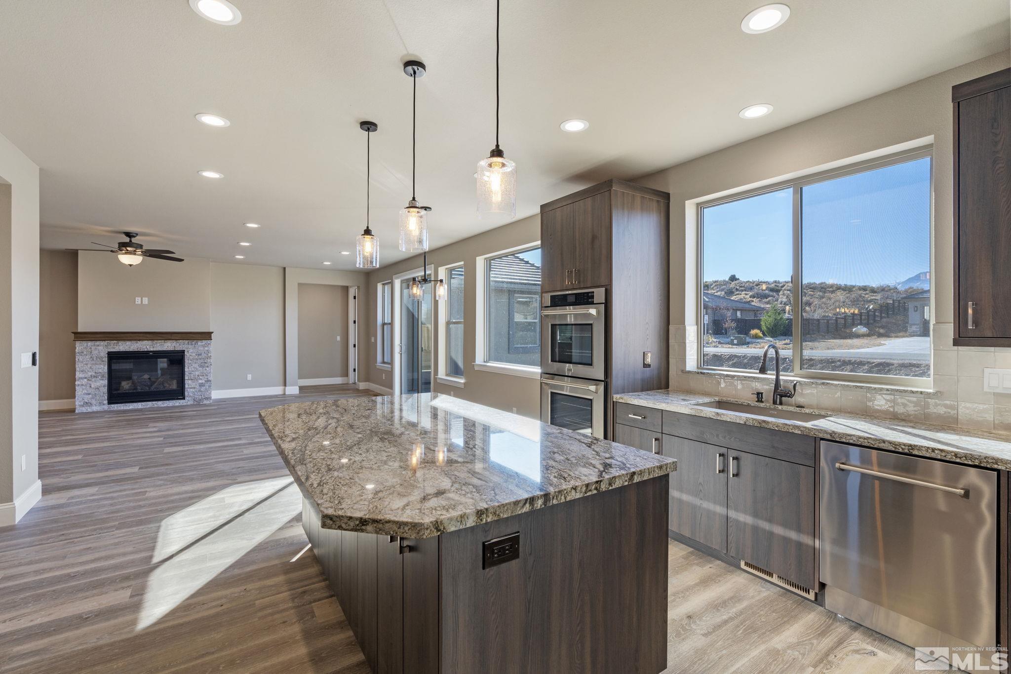 16835 Ridge Star Drive Reno, NV 89521 - Photo 8 of 40 Photo 8