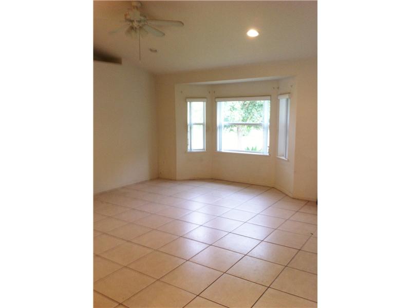 802 Riviera Avenue Sebastian, FL 32958 - Photo 4 of 9 Gallery Image 4