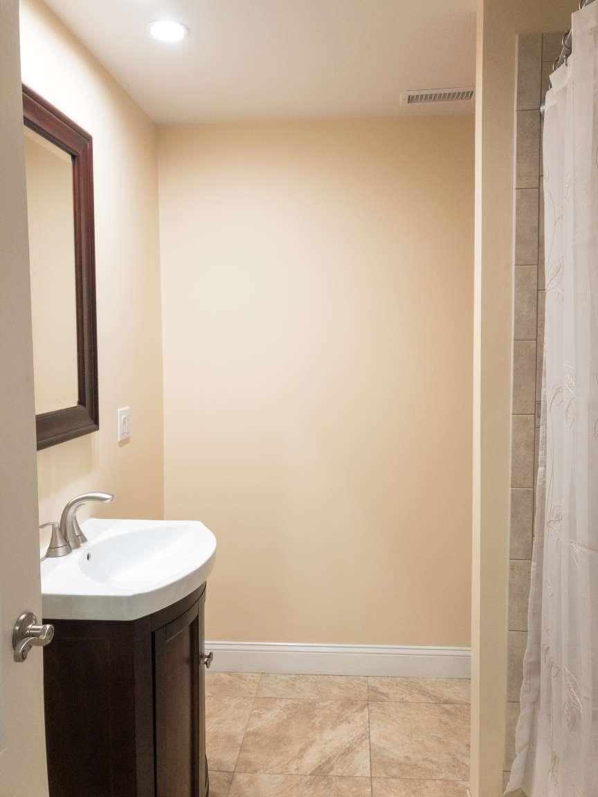 23 Crestview Terrace Stratham, NH 03885 - Photo 12 of 18 Gallery Image 12
