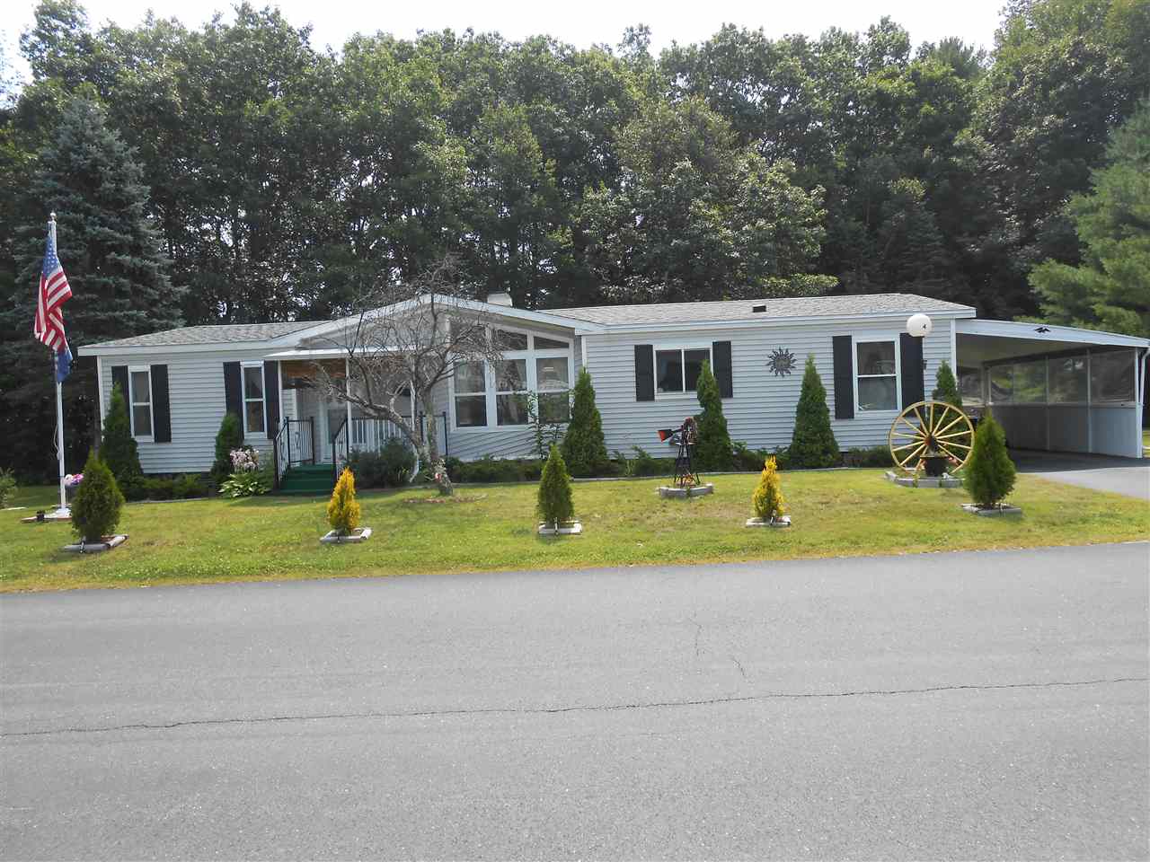 4 Lanai Drive Rochester, NH 03867 - Photo 1 of 30 Gallery Image 1