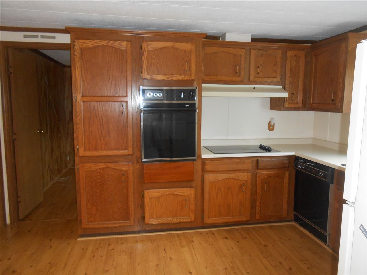 4 Lanai Drive Rochester, NH 03867 - Photo 6 of 30 Gallery Image 6