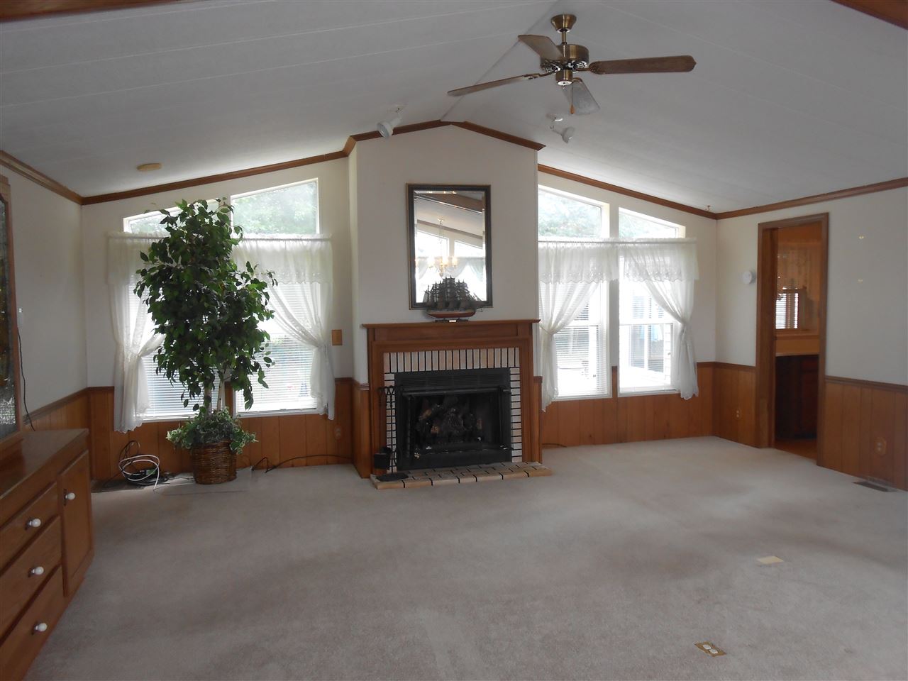 4 Lanai Drive Rochester, NH 03867 - Photo 9 of 30 Gallery Image 9
