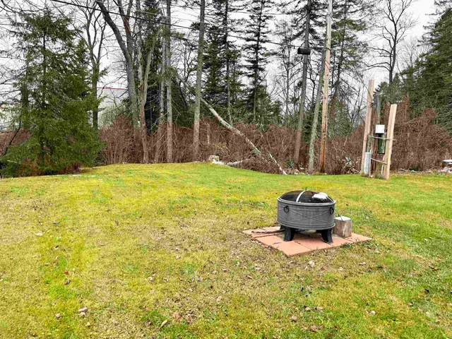 $78,500 | 10 1st Street, Lancaster, NH 03584