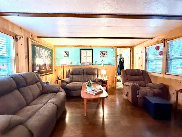 $78,500 | 10 1st Street, Lancaster, NH 03584