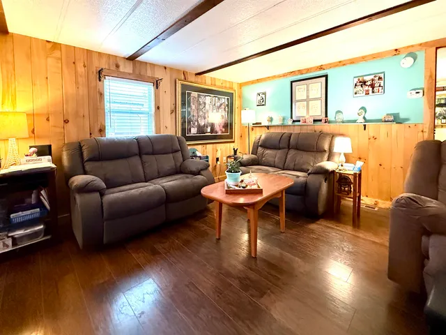 $78,500 | 10 1st Street, Lancaster, NH 03584