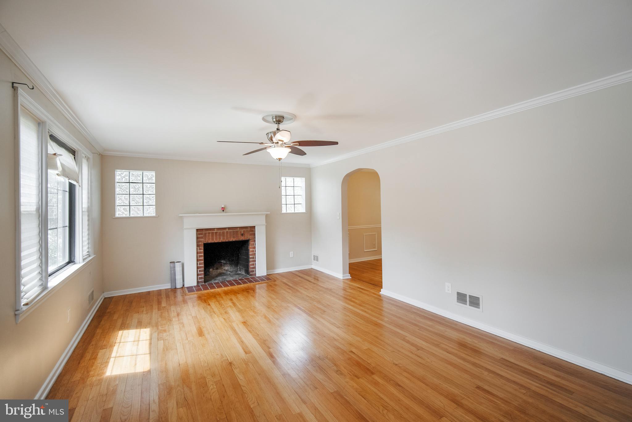 8118 Woodhaven Road Baltimore, MD 21237 - Photo 7 of 25