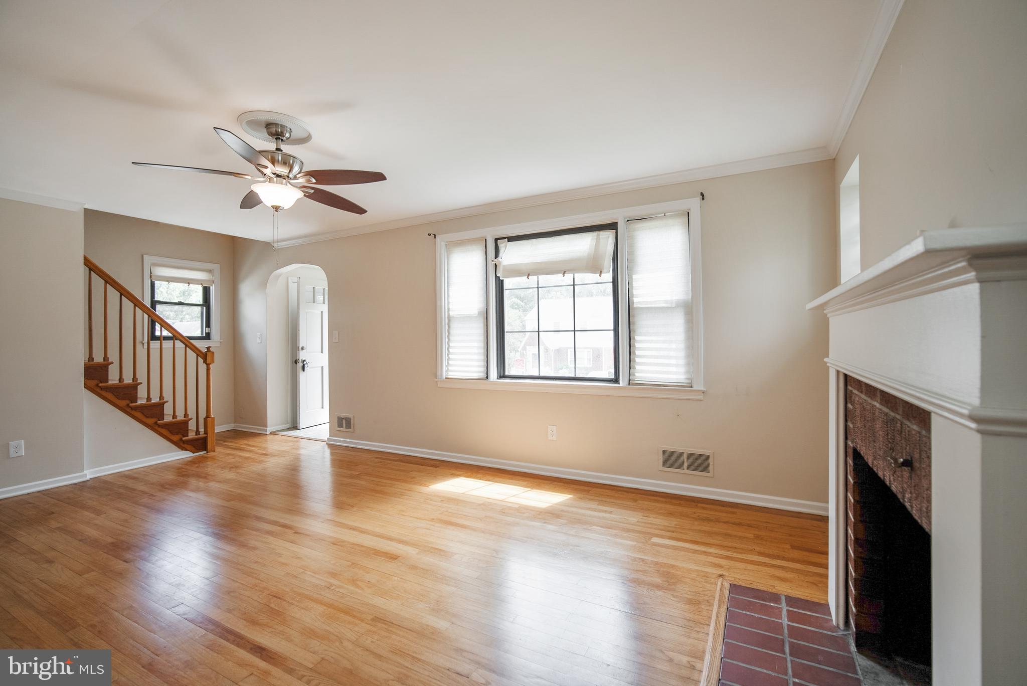 8118 Woodhaven Road Baltimore, MD 21237 - Photo 8 of 25
