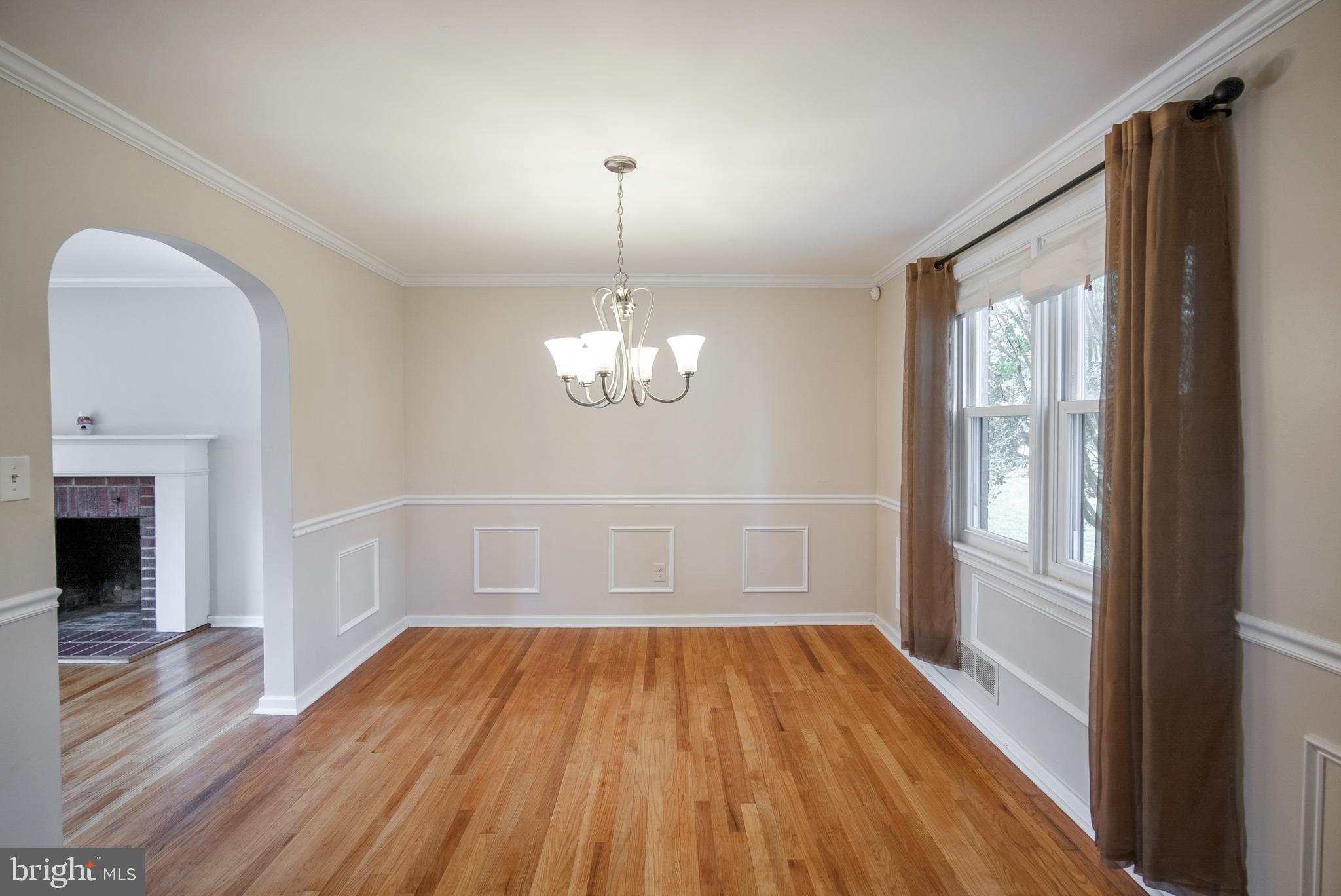 8118 Woodhaven Road Baltimore, MD 21237 - Photo 9 of 25
