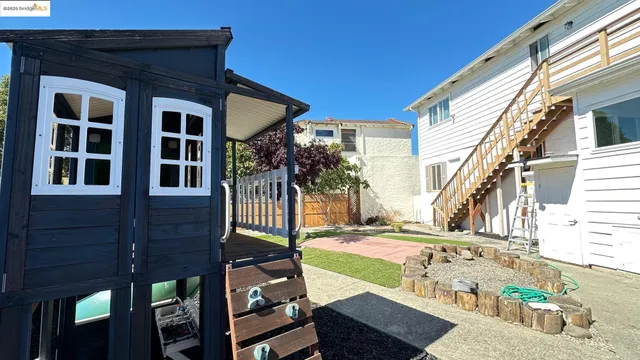 $1,338,000 | 840 Key Rte Boulevard, Albany, CA 94706