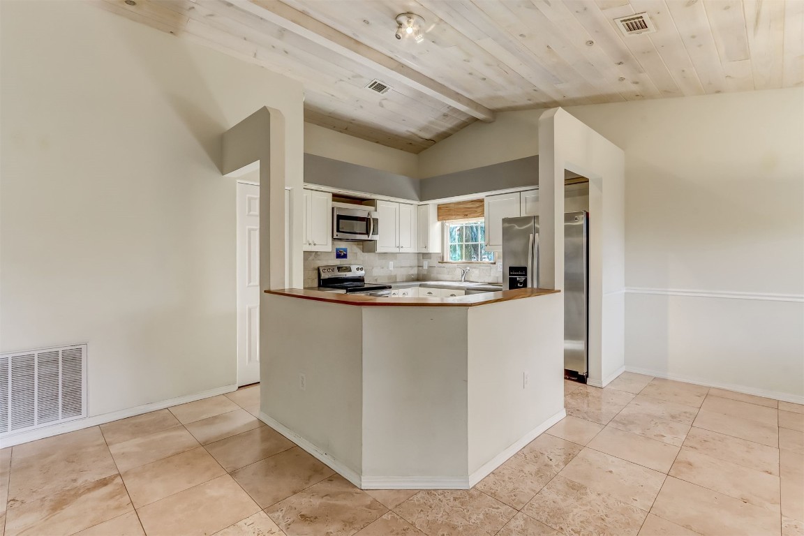 1561 Inverness Road Fernandina Beach, FL 32034 - Photo 11 of 35 Gallery Image 11