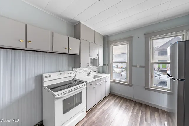 $329,900 | 23 North Lake Avenue, Troy, NY 12180