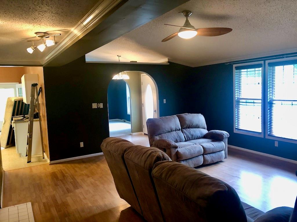 340 Ridge Road Mocksville, NC 27028 - Photo 6 of 22 a living room with furniture and a large window