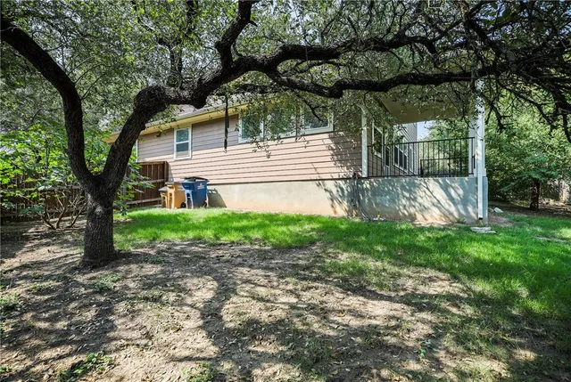 $3,300 | 825 Clear Stream Crossing, Austin, TX 78753