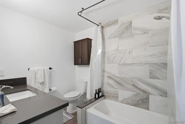 $3,499,999 | 455 Glencrest Drive, Solana Beach, CA 92075