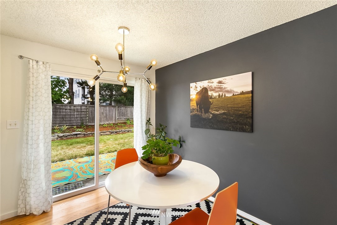 3306 Northeast 11th Place Renton, WA 98056 - Photo 5 of 16
