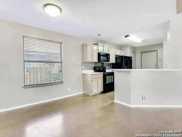 $1,599 | 9502 Swans Crossing, San Antonio, TX 78250