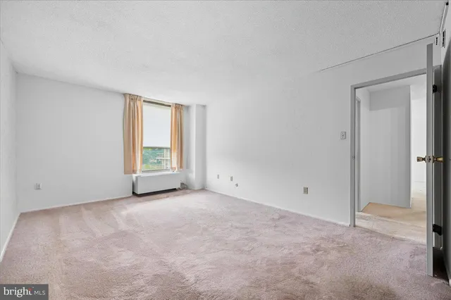 $269,000 | 666 West Germantown Pike, Unit 1311, Plymouth Meeting, PA 19462