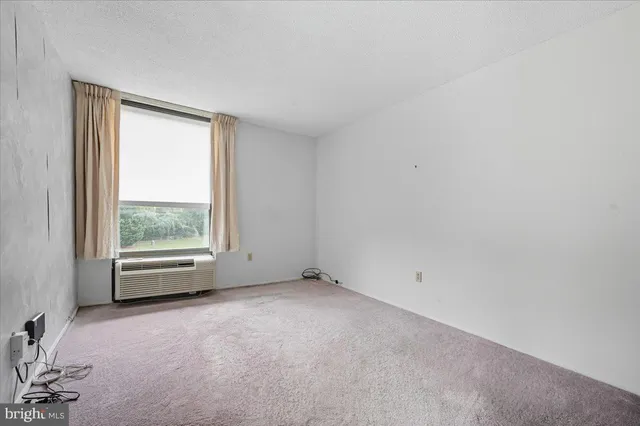 $269,000 | 666 West Germantown Pike, Unit 1311, Plymouth Meeting, PA 19462