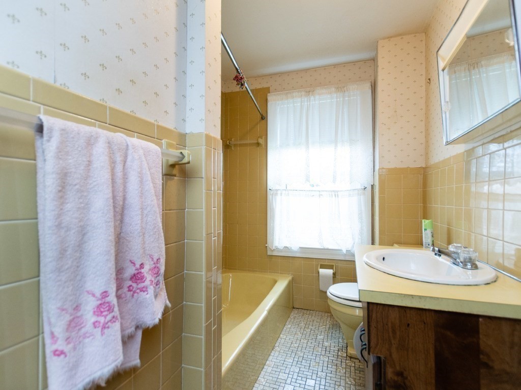 12 Springvale Avenue Chelsea, MA 02150 - Photo 25 of 41 Gallery Image 25