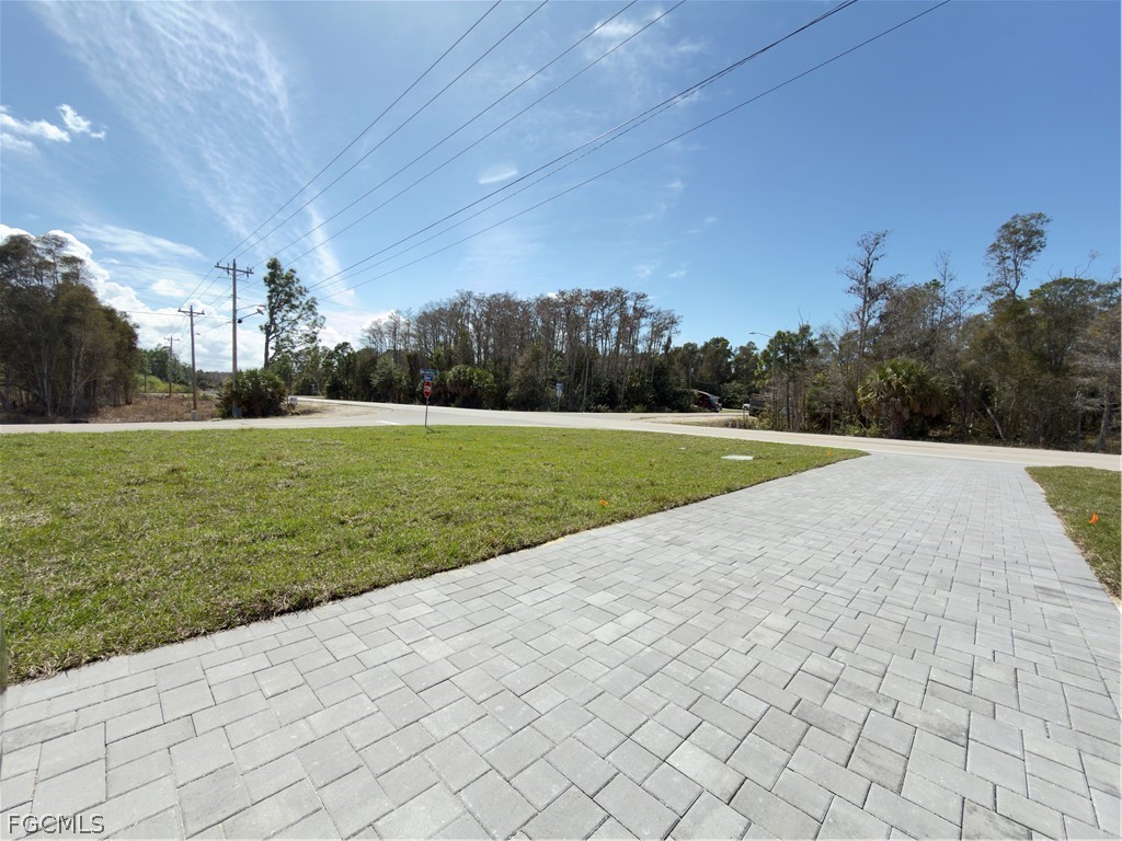 945 Homestead Road South Lehigh Acres, FL 33974 - Photo 6 of 47