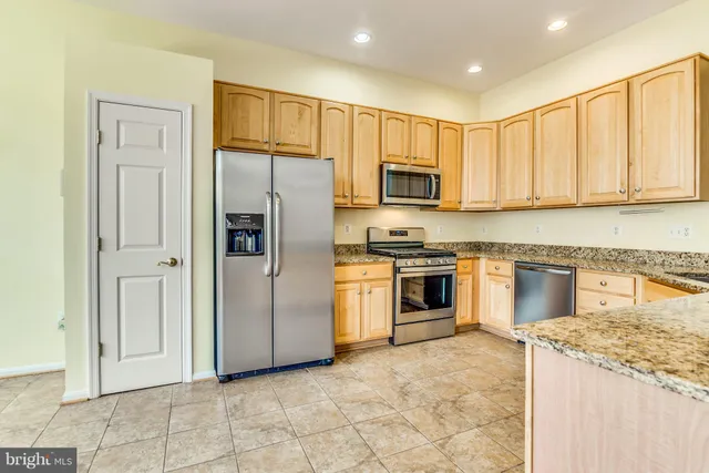 $759,000 | 6139 Cinnamon Court, Alexandria, VA 22310