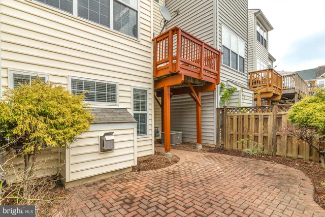 $759,000 | 6139 Cinnamon Court, Alexandria, VA 22310