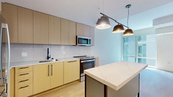 $2,520 | 2051 South Bell Street, Unit 1330, Arlington, VA 22202