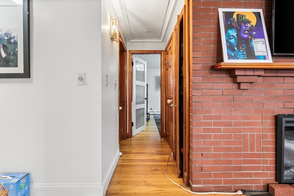 218 Warren Street Watertown, MA 02472 - Photo 20 of 33