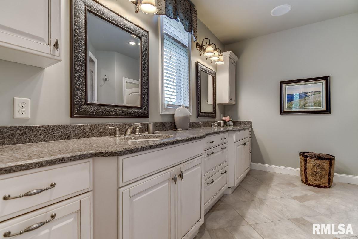 1240 Churchill Road Springfield, IL 62702 - Photo 16 of 36