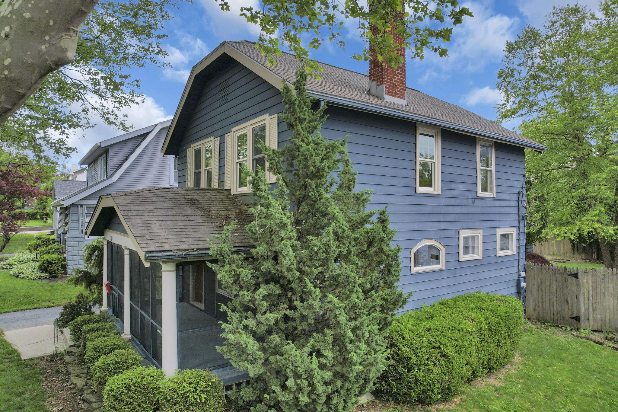 249 Blenheim Road Columbus, OH 43214 - Photo 40 of 47 64-web-or-mls-DJI_0503
