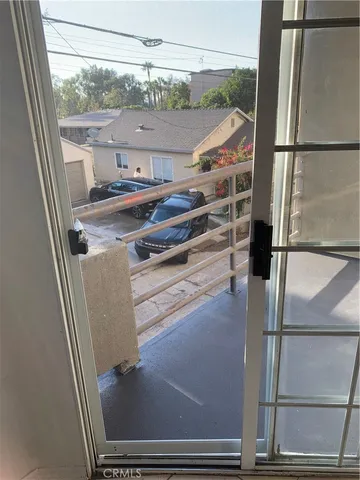 $375,000 | 707 West 4th Street, Unit 7, Long Beach, CA 90802