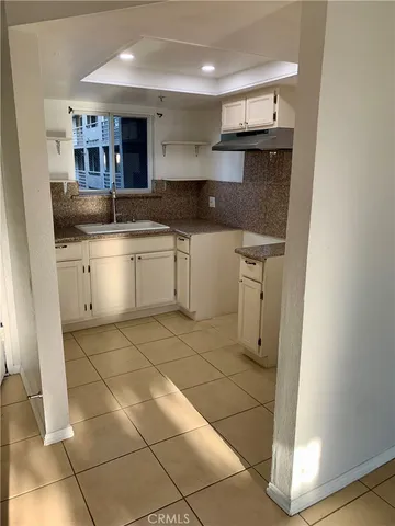 $375,000 | 707 West 4th Street, Unit 7, Long Beach, CA 90802