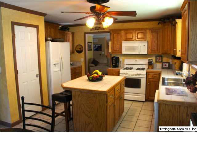 276 Foxley Road Anniston, AL 36205 - Photo 7 of 26