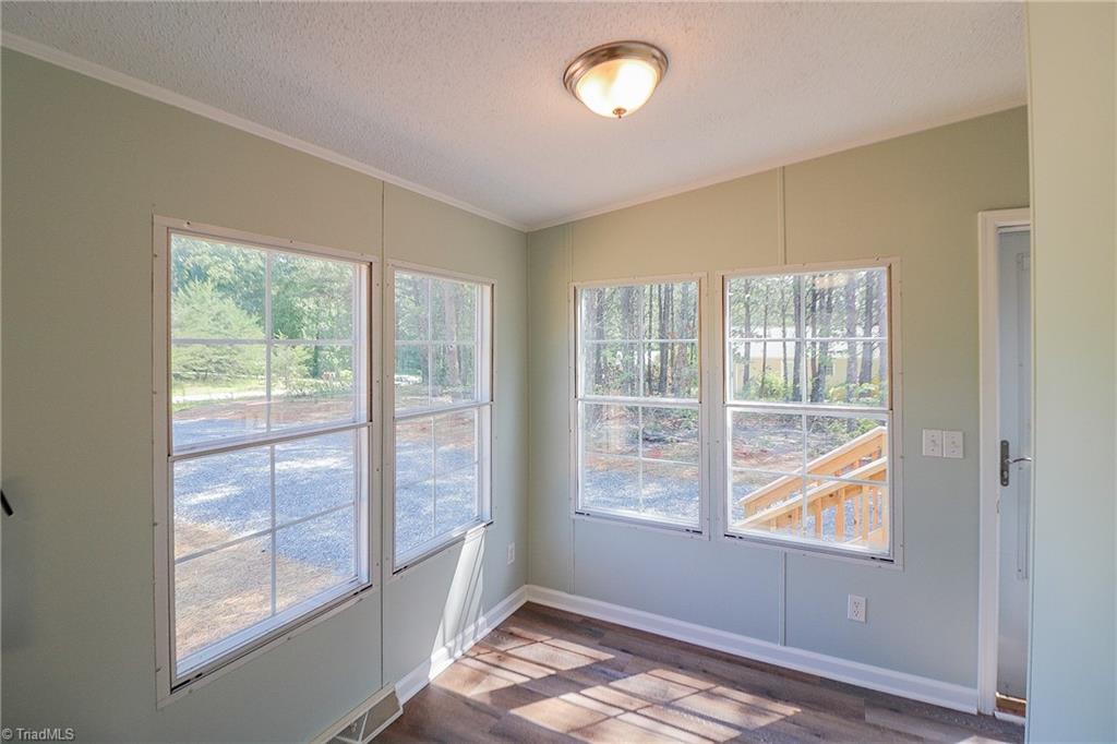 1023 Hunter Trail Road Pinnacle, NC 27043 - Photo 8 of 15