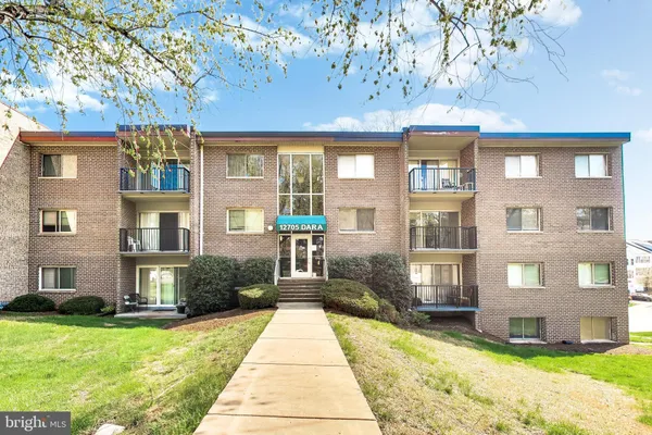 $218,900 | 12705 Dara Drive, Unit T1, Woodbridge, VA 22192