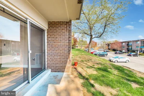 $218,900 | 12705 Dara Drive, Unit T1, Woodbridge, VA 22192