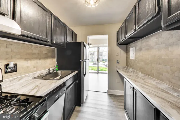 $218,900 | 12705 Dara Drive, Unit T1, Woodbridge, VA 22192