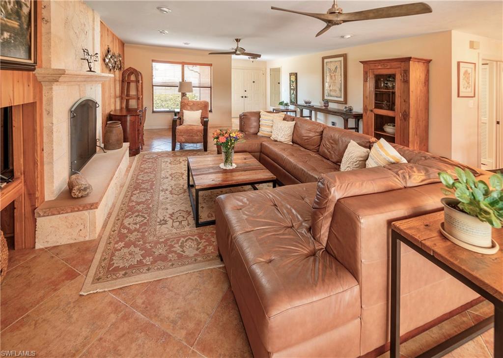 427 Torrey Pines Point Naples, FL 34113 - Photo 12 of 50
