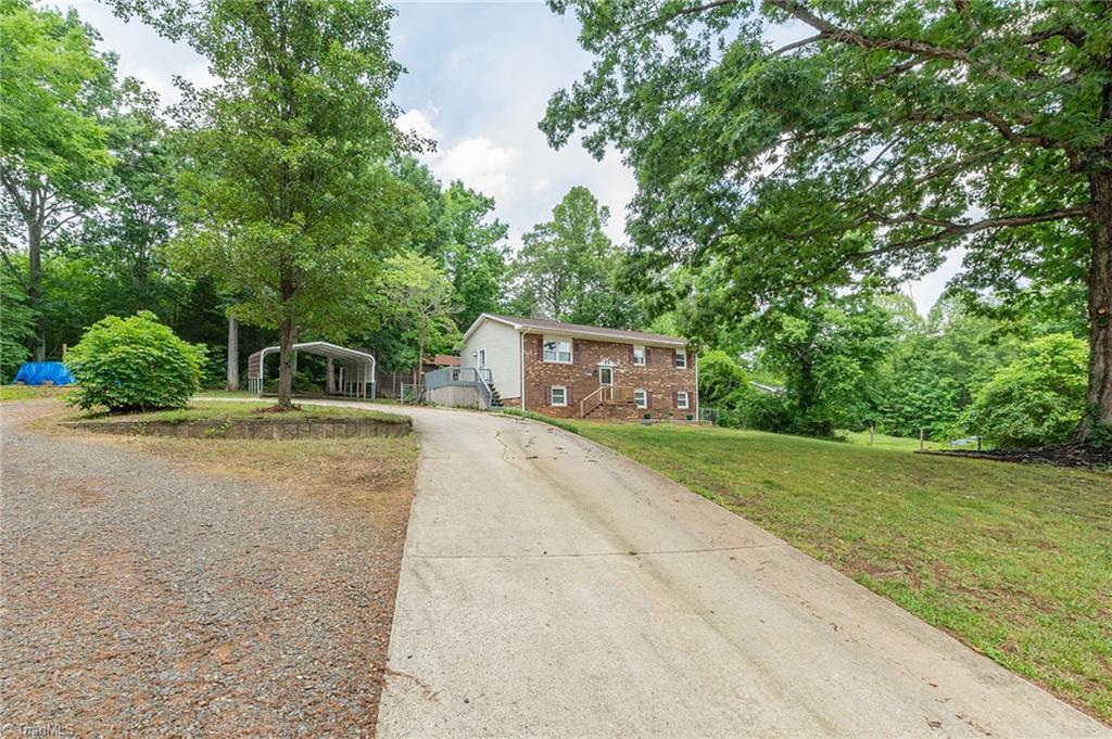 291 Kingwood Road Reidsville, NC 27320 - Photo 3 of 49