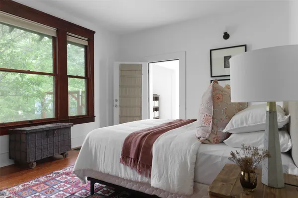 $1,650,000 | 1917 Miles Avenue, Austin, TX 78745