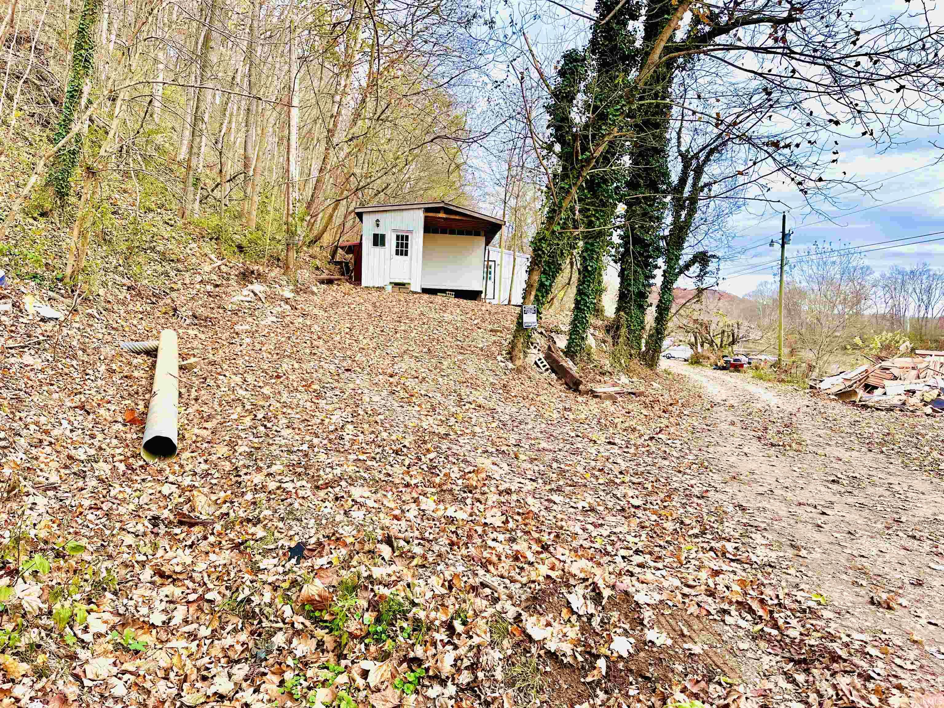 467 Rivervale Cabin Road Bedford, IN 47421 - Photo 18 of 21