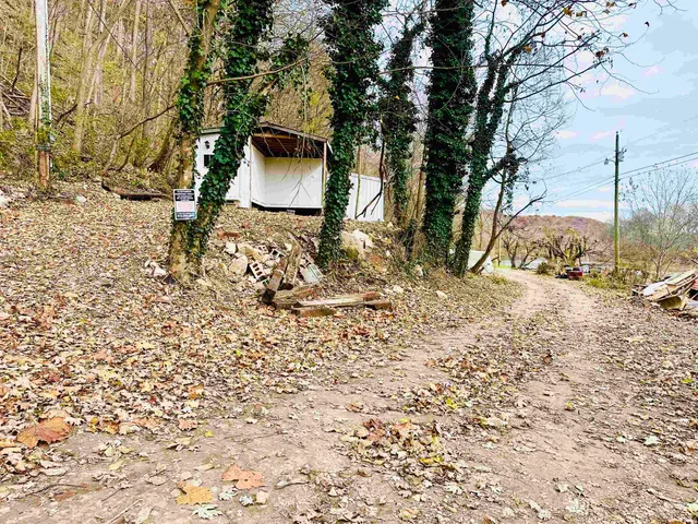 $60,000 | 467 Rivervale Cabin Road, Bedford, IN 47421