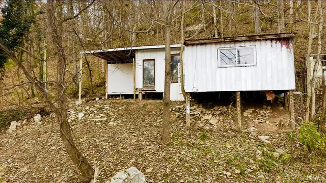 $60,000 | 467 Rivervale Cabin Road, Bedford, IN 47421