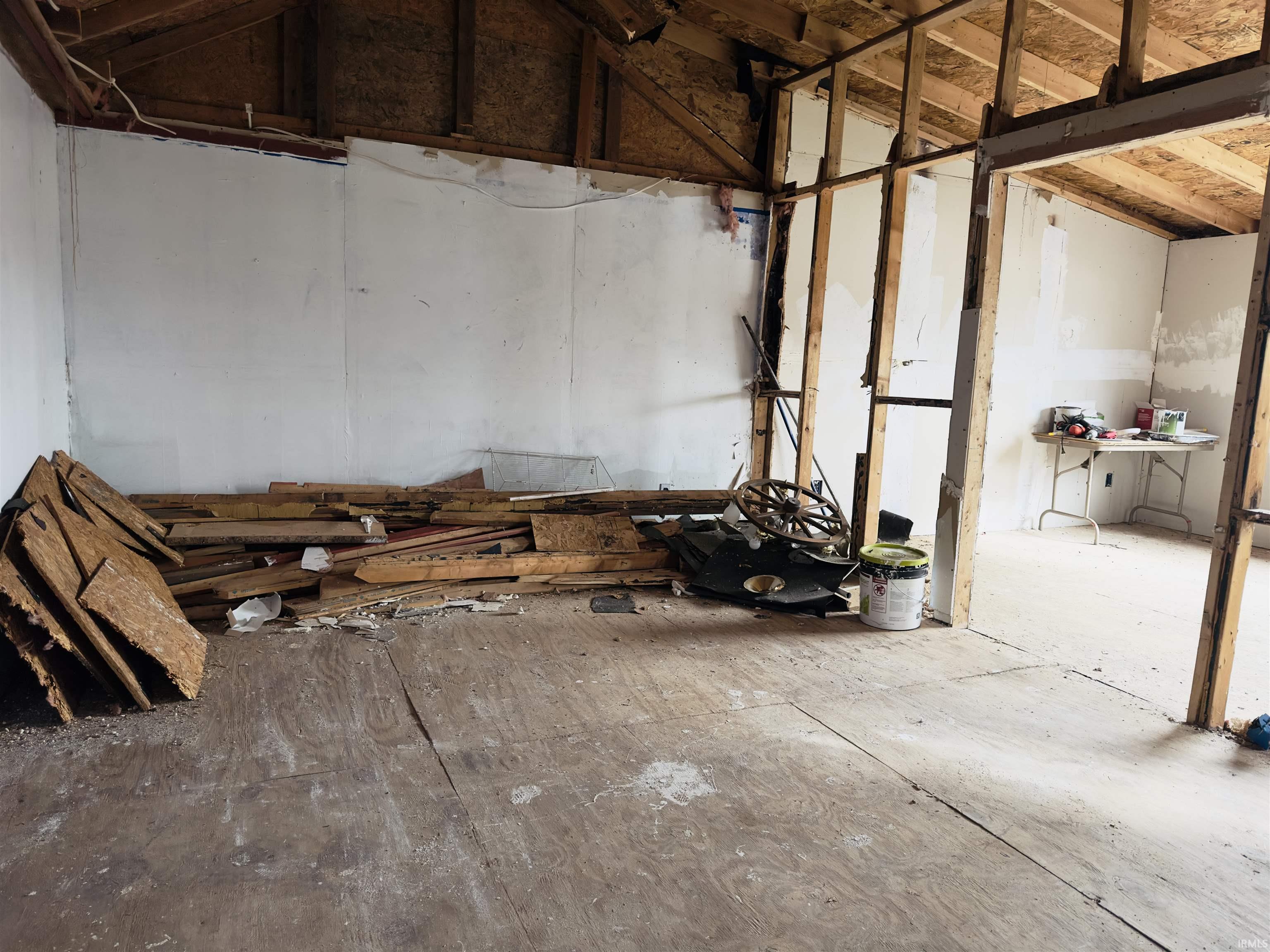 467 Rivervale Cabin Road Bedford, IN 47421 - Photo 10 of 21