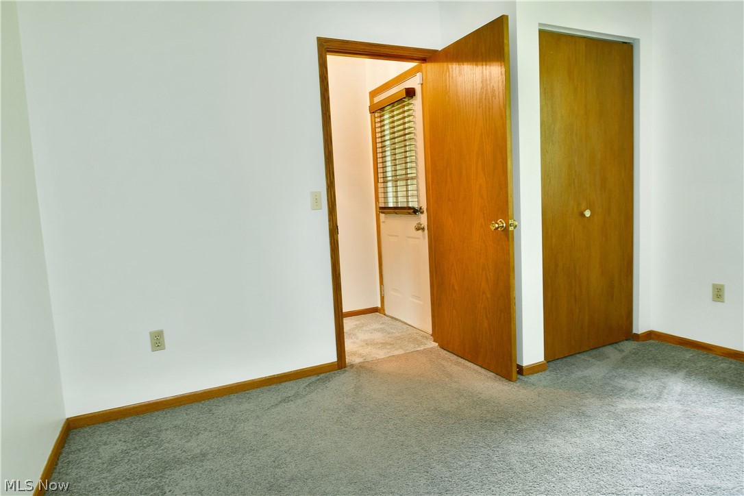 2237 Cadwallader-Sonk Road, Unit A Cortland, OH 44410 - Photo 33 of 50