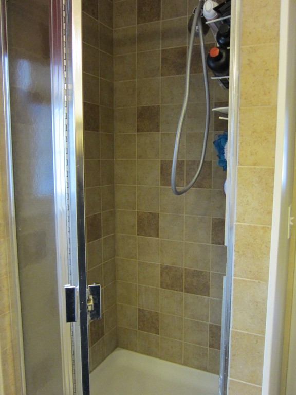 16 Edgewater Road Agawam, MA 01001 - Photo 13 of 26 Gallery Image 13